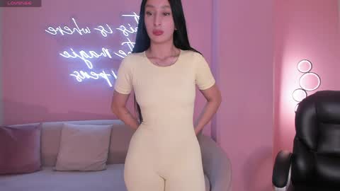 Amara Di online show from 05/17/26, 11:23