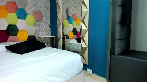 amarantha_hans online show from 02/07/25, 01:36