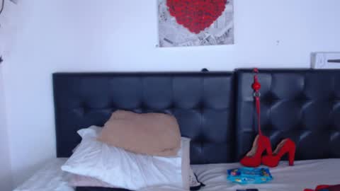   online show from 03/07/25, 05:28