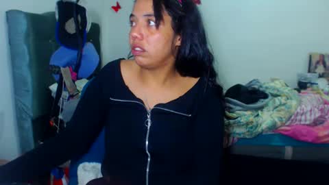 Amara Julia online show from 11/20/25, 02:56