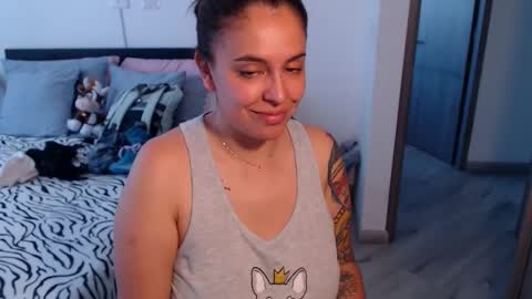 Mila  online show from 01/18/25, 05:59