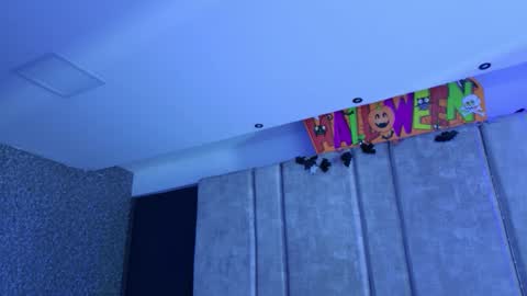 Emily online show from 11/03/25, 11:11