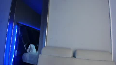 Emily online show from 07/04/26, 11:16