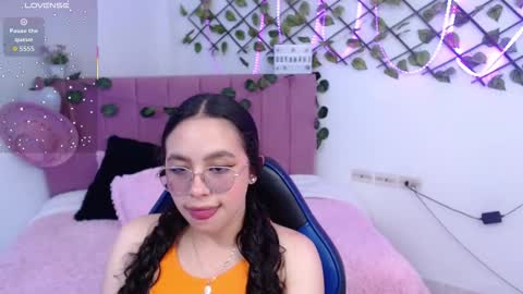 Criss online show from 11/17/25, 10:04