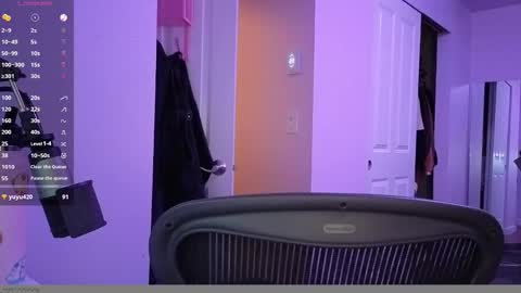 leash online show from 03/12/26, 01:01