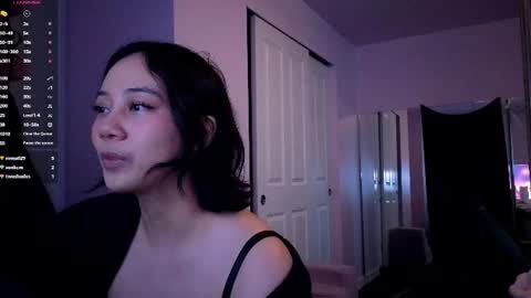 Snapshot of amateuroras chatting on 06/23/26, 03:37 leash online show from 06/23/26, 03:37