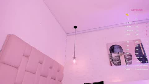 Snapshot of amatiista_12 chatting on 01/14/25, 10:23 A M A T I S T A online show from 01/14/25, 10:23