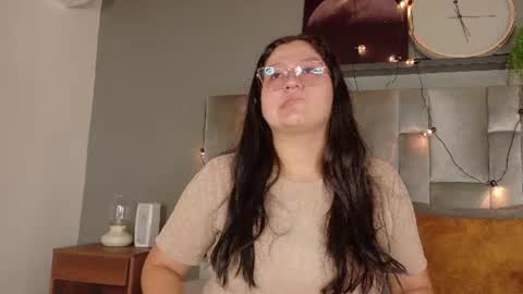 Snapshot of amatistasky__ chatting on 06/17/26, 11:23 AMATISTA online show from 06/17/26, 11:23