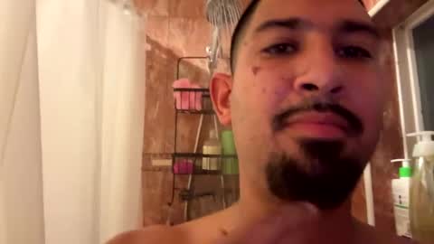 Snapshot of amature59 chatting on 12/18/24, 05:48 Jamesy online show from 12/18/24, 05:48