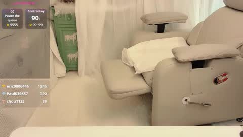 yooo online show from 10/06/25, 12:24