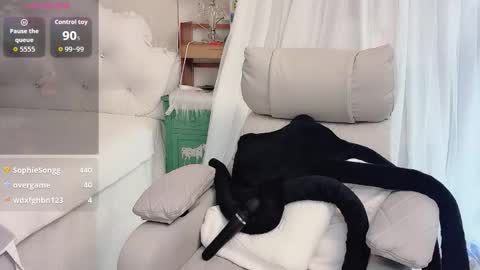 yooo online show from 10/09/25, 09:51