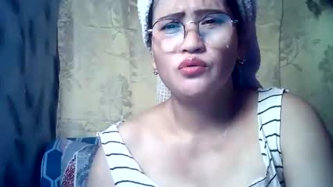 amazing angel online show from 10/26/25, 02:50