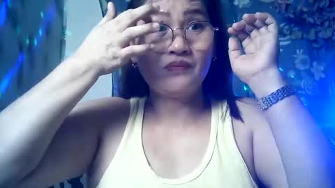 amazing angel online show from 04/13/26, 09:42