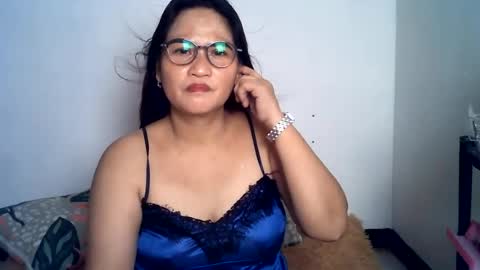 Snapshot of amazing_angel22 chatting on 07/25/26, 10:57 amazing angel online show from 07/25/26, 10:57
