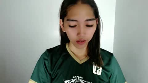 Snapshot of amazing_gracexx chatting on 05/17/26, 06:44 CALL ME GRACE online show from 05/17/26, 06:44