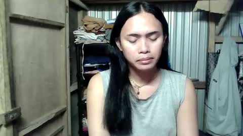 YELLA online show from 06/05/26, 12:17