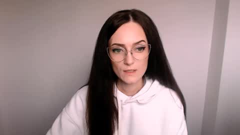 Izza online show from 11/11/25, 08:14