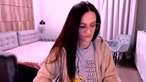 Izza online show from 02/08/26, 08:18