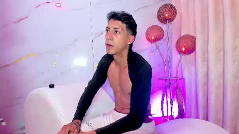 HORNY SOFIA - GOOD GIRL LOOKING TO EXPERIENCE ALL KINDS OF SHOW online show from 06/27/26, 08:03