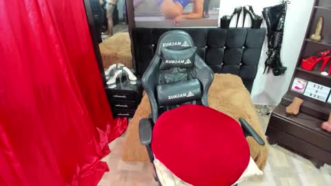 Zayra online show from 11/17/25, 07:19