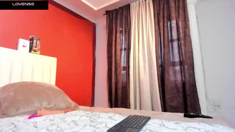 Sara  online show from 09/10/25, 12:05