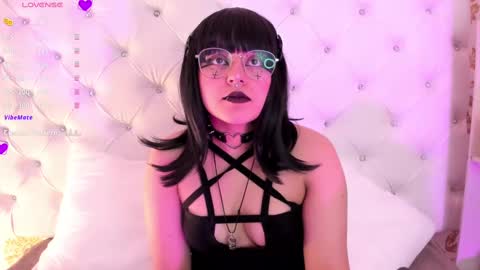   online show from 09/29/25, 12:49