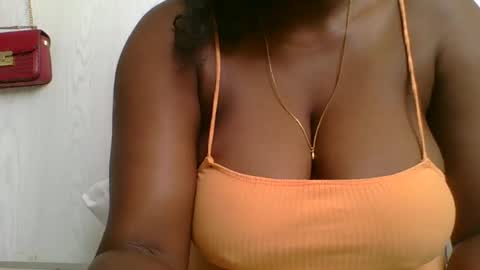 Mia online show from 12/14/24, 10:13