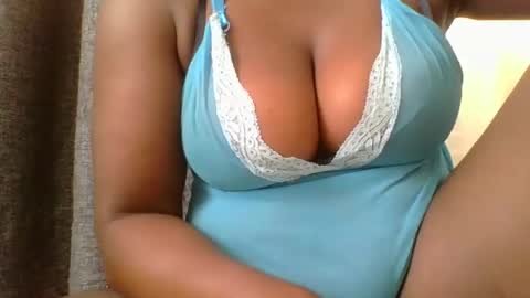 Mia online show from 01/26/25, 12:54