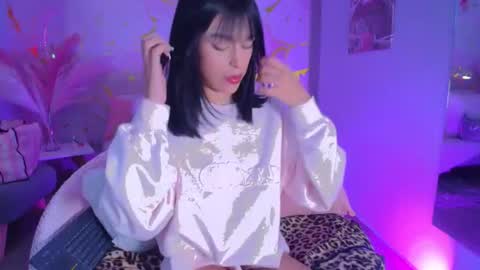 Snapshot of ambar_lanie chatting on 06/22/26, 08:06 Ambar online show from 06/22/26, 08:06