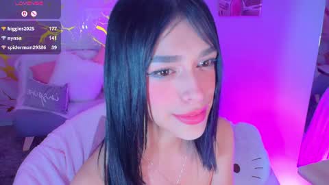 Snapshot of ambar_lanie chatting on 07/14/26, 02:05 Ambar online show from 07/14/26, 02:05