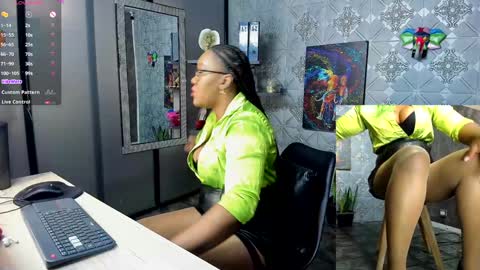 Snapshot of ambar_rose2 chatting on 12/23/24, 01:24 ambar rose2 online show from 12/23/24, 01:24