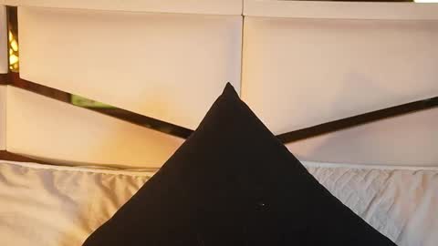 Julieta  online show from 09/22/25, 11:34