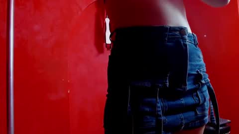 ambar_roux1 online show from 02/26/25, 07:27