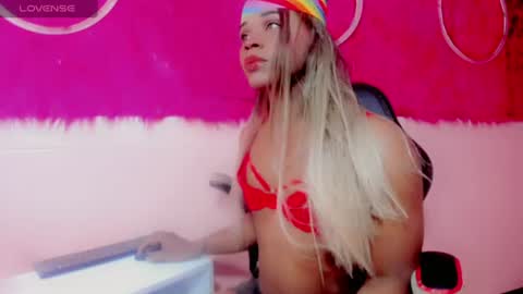 Snapshot of ambar_temptation chatting on 06/20/26, 07:16 ambar_temptation online show from 06/20/26, 07:16