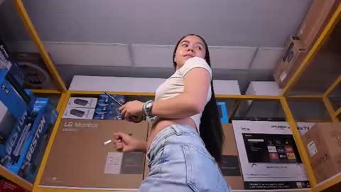Snapshot of ambarina_ chatting on 07/16/26, 11:27 Ambarina online show from 07/16/26, 11:27