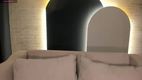 Ambar  online show from 03/25/26, 11:49