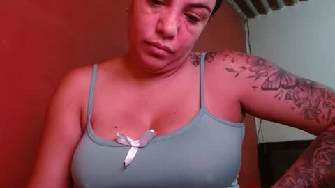 Snapshot of ambarmilf09 chatting on 11/11/25, 05:35 ambarmilf09 online show from 11/11/25, 05:35