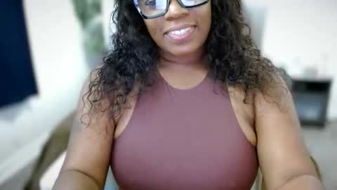 Amoya online show from 10/29/25, 01:46