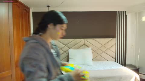 Ambar Ross online show from 01/15/25, 07:23