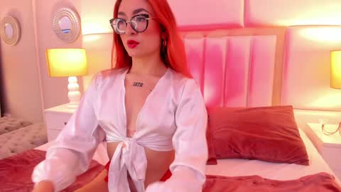 Snapshot of ambarsantany chatting on 12/17/24, 09:38 AmbarSantany  online show from 12/17/24, 09:38