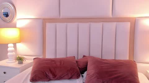 Snapshot of ambarsantany chatting on 01/16/25, 02:41 AmbarSantany  online show from 01/16/25, 02:41