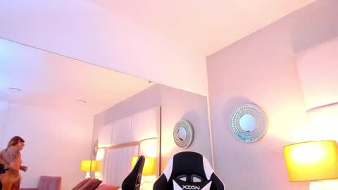 Snapshot of ambarsantany chatting on 02/03/25, 11:47 AmbarSantany  online show from 02/03/25, 11:47