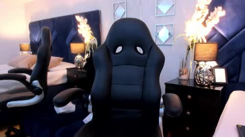 Snapshot of ambarsantany chatting on 10/07/25, 11:02 AmbarSantany  online show from 10/07/25, 11:02