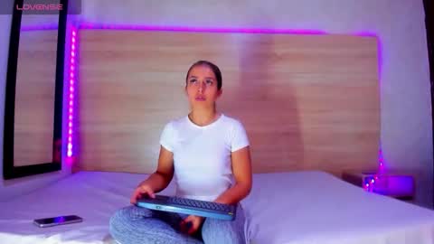 ambarvioletcm online show from 03/23/26, 03:16