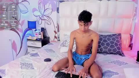 Snapshot of amber_18x chatting on 01/16/25, 12:42 Cody amber online show from 01/16/25, 12:42