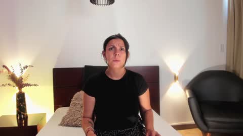 Amber Davis online show from 12/31/24, 04:25