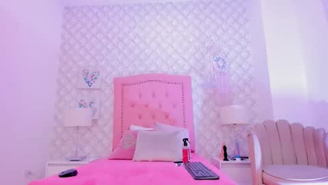 Snapshot of amber__ferrera chatting on 01/09/26, 08:21 amber ferrera online show from 01/09/26, 08:21