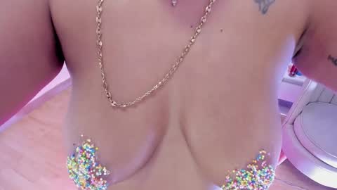 Snapshot of amber__ferrera chatting on 01/14/26, 08:47 amber ferrera online show from 01/14/26, 08:47