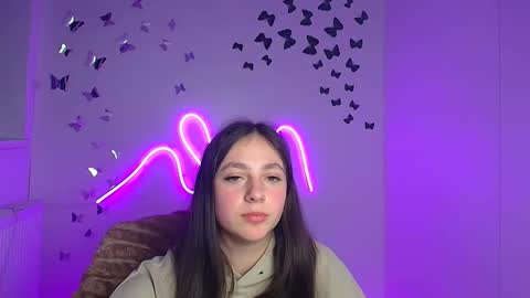 Amber online show from 04/18/26, 07:58