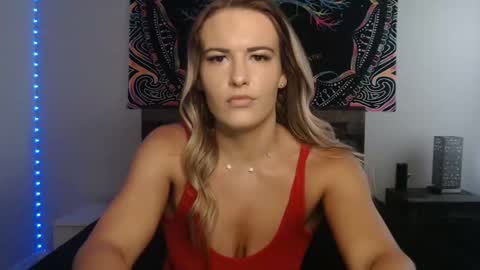 Amber online show from 11/22/25, 03:11